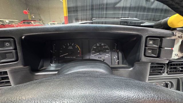 1992 Ford Mustang 2dr Convertible LX Sport 5.0L - 22984915 - 37
