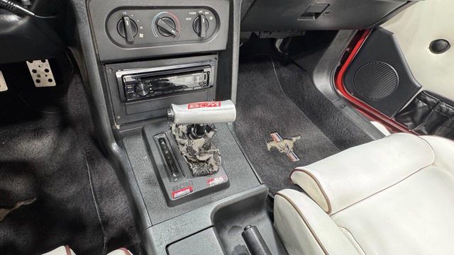1992 Ford Mustang 2dr Convertible LX Sport 5.0L - 22984915 - 4