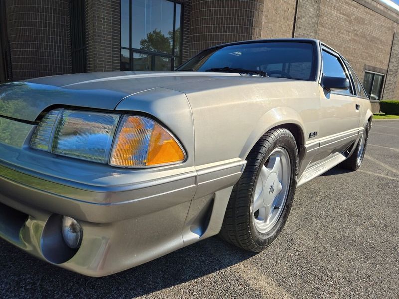 1992 Ford Mustang 2dr Hatchback GT - 22461017 - 18