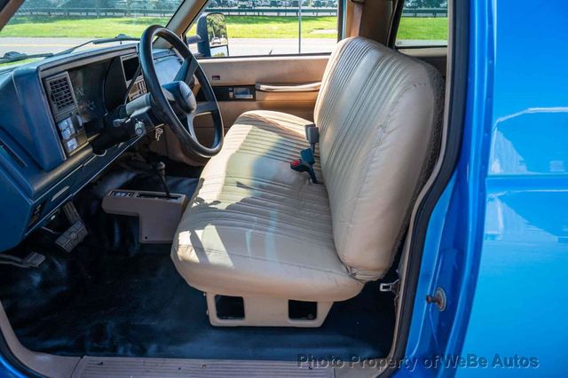 1992 GMC Yukon K1500 4WD - 22917668 - 9