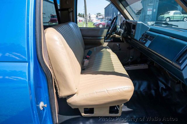 1992 GMC Yukon K1500 4WD - 22917668 - 11