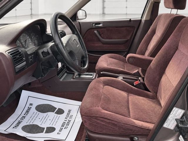 1992 Honda Accord 4dr Sedan LX Automatic - 23088460 - 14