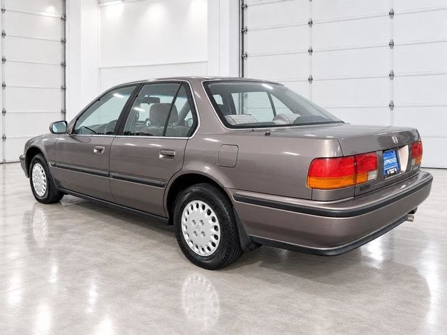 1992 Honda Accord 4dr Sedan LX Automatic - 23088460 - 4