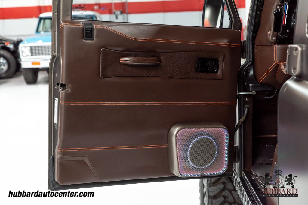 1992 Land Rover Defender 110  - 22642961 - 42