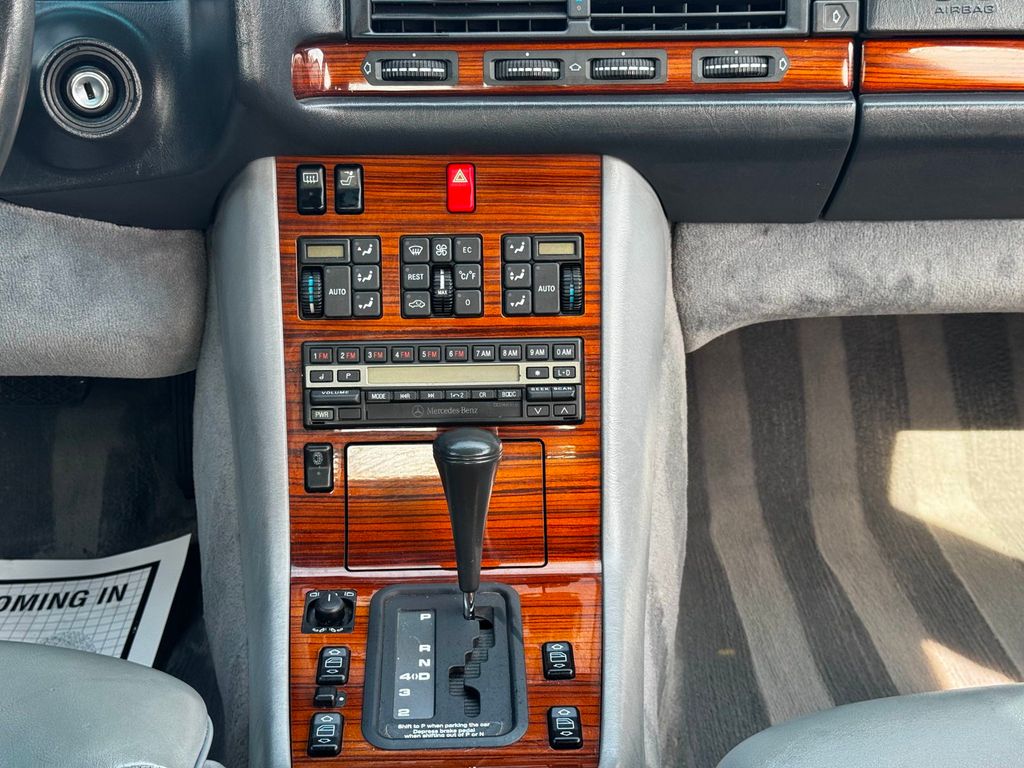 1992 Mercedes-Benz 300 Series 300 Series 4dr Sedan 300SE - 23034211 - 20