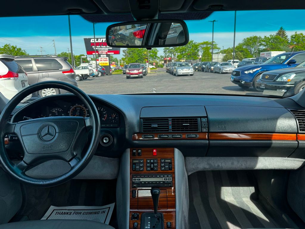 1992 Mercedes-Benz 300 Series 300 Series 4dr Sedan 300SE - 23034211 - 21