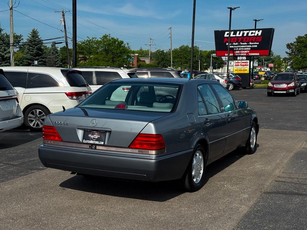 1992 Mercedes-Benz 300 Series 300 Series 4dr Sedan 300SE - 23034211 - 5