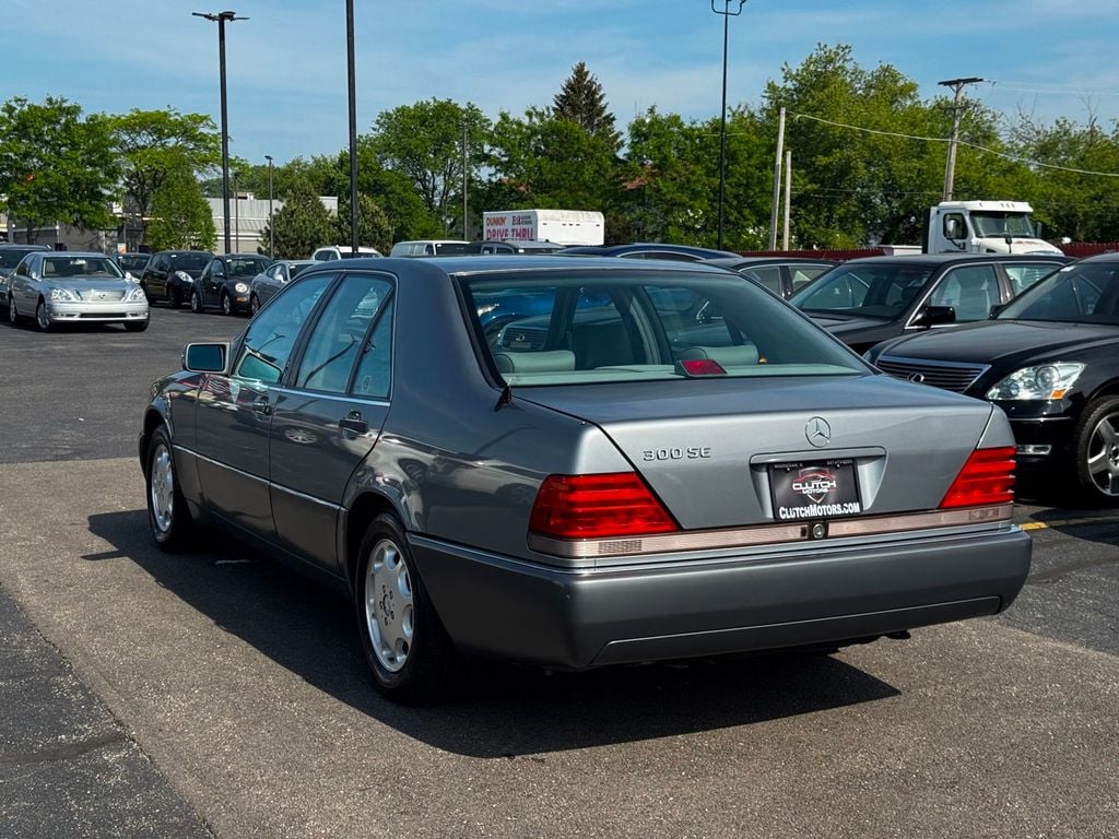 1992 Mercedes-Benz 300 Series 300 Series 4dr Sedan 300SE - 23034211 - 7