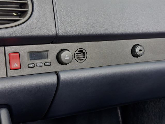 1992 Porsche 968 Base Trim - 23024817 - 19