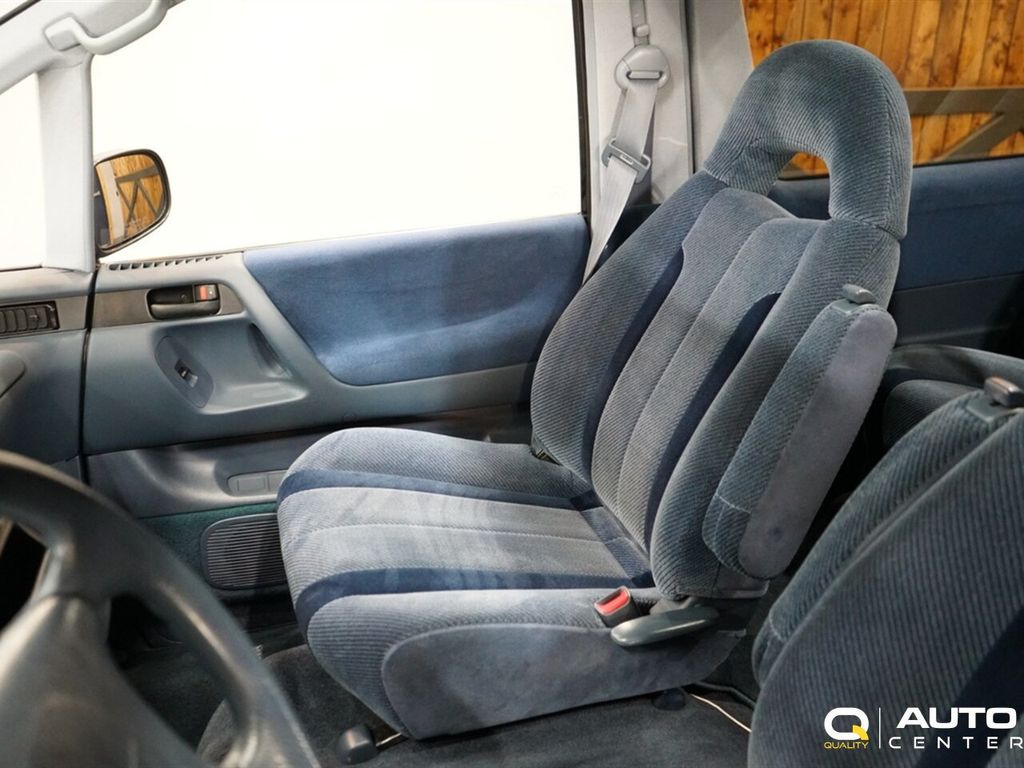 1992 Toyota Previa 4dr Wagon LE - 23000573 - 14