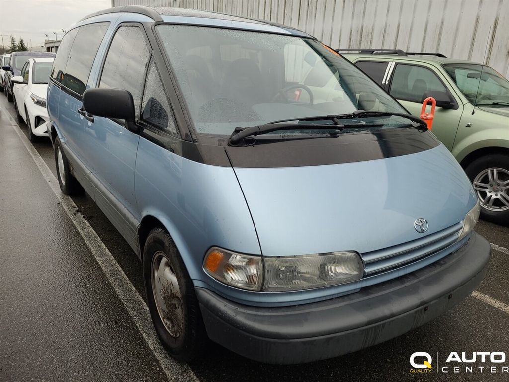 1992 Toyota Previa 4dr Wagon LE - 23000573 - 1
