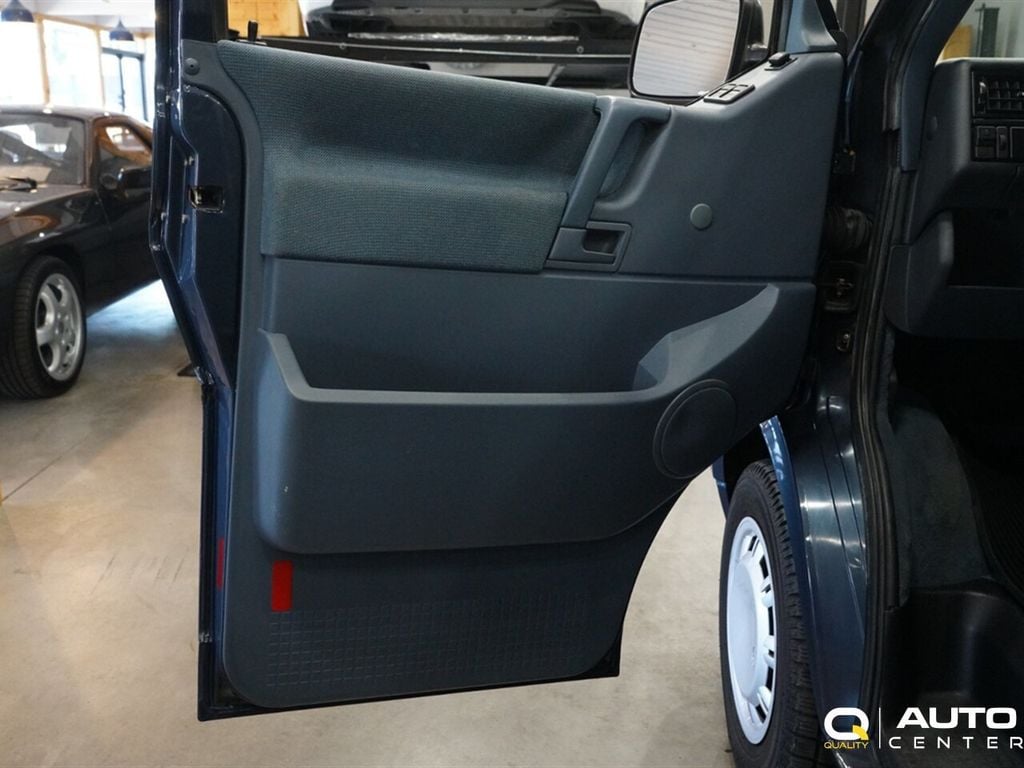 1992 Volkswagen Eurovan GL - 22884846 - 10