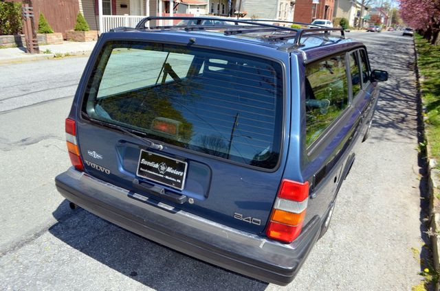 1992 Volvo 240 5dr Wagon Automatic - 22631398 - 10