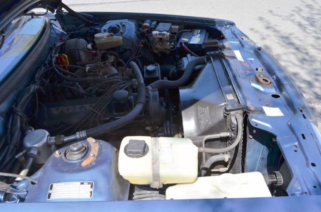1992 Volvo 240 5dr Wagon Automatic - 22631398 - 28