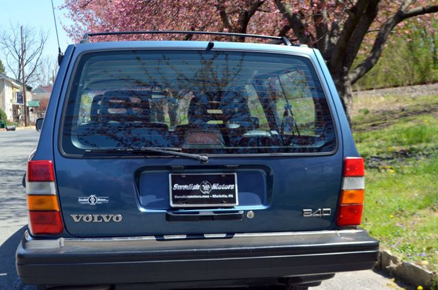 1992 Volvo 240 5dr Wagon Automatic - 22631398 - 35
