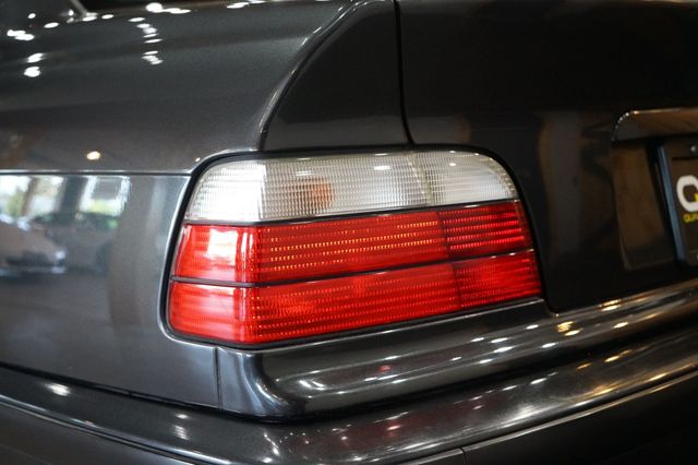 1993 BMW M3 Euro Spec  - 22566684 - 9