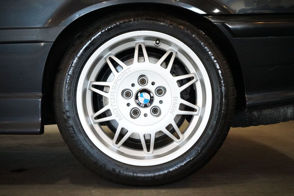 1993 BMW M3 Euro Spec  - 22566684 - 11