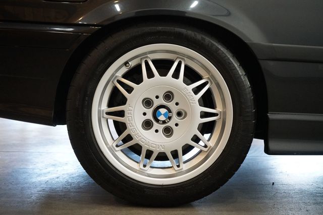1993 BMW M3 Euro Spec  - 22566684 - 12