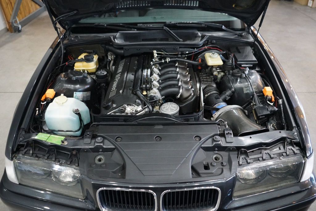 1993 BMW M3 Euro Spec  - 22566684 - 16