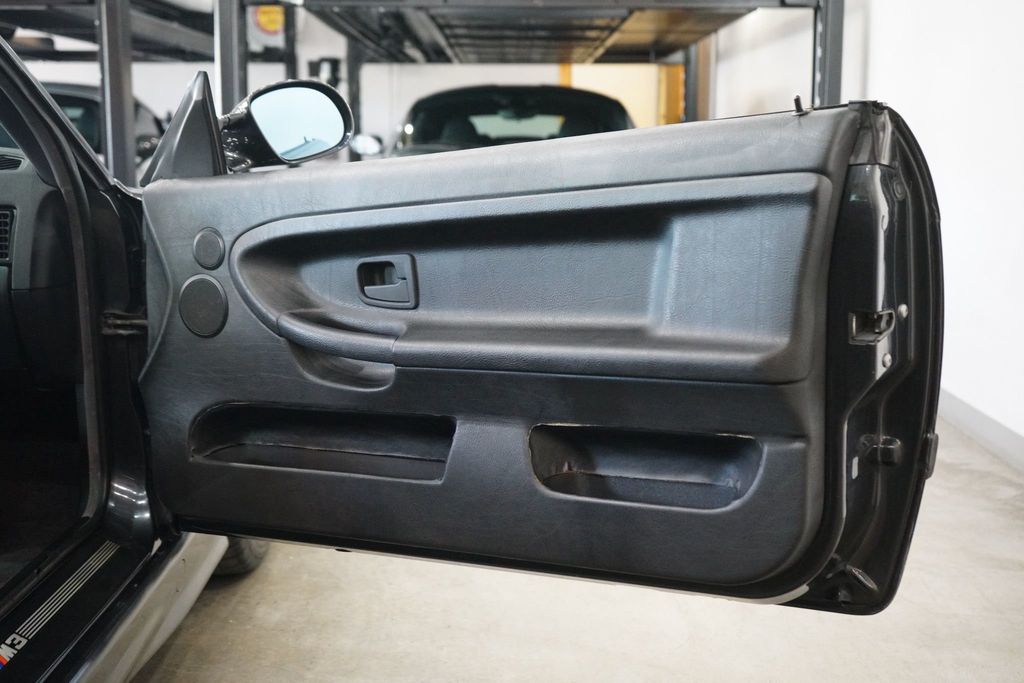 1993 BMW M3 Euro Spec  - 22566684 - 21