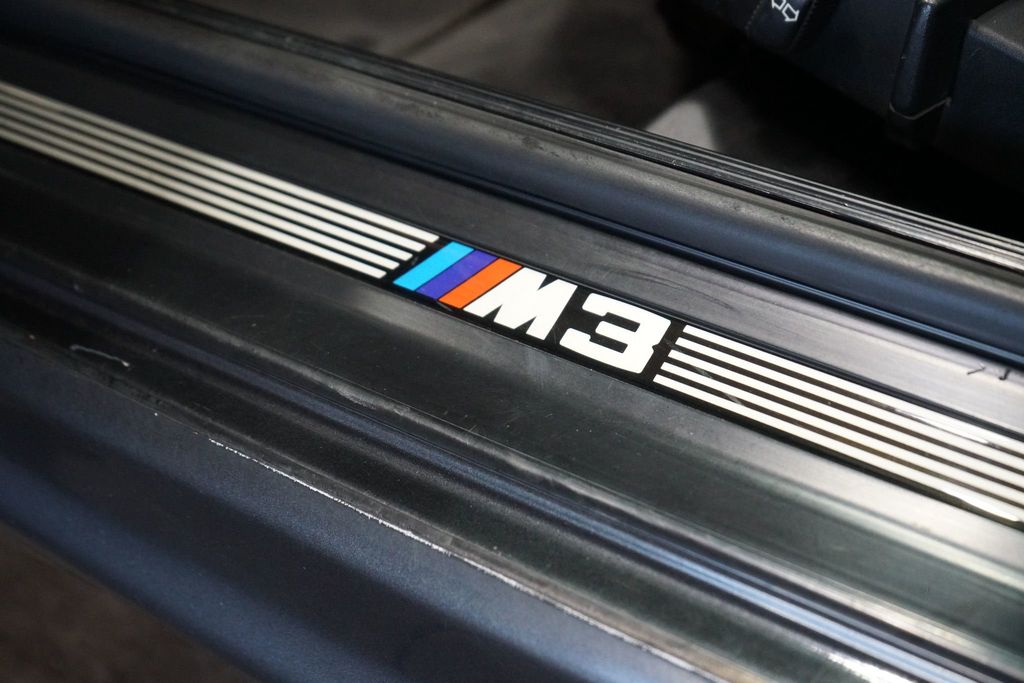 1993 BMW M3 Euro Spec  - 22566684 - 22