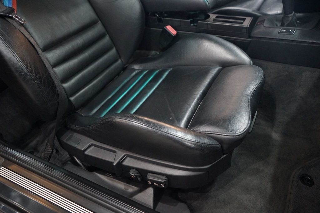 1993 BMW M3 Euro Spec  - 22566684 - 29