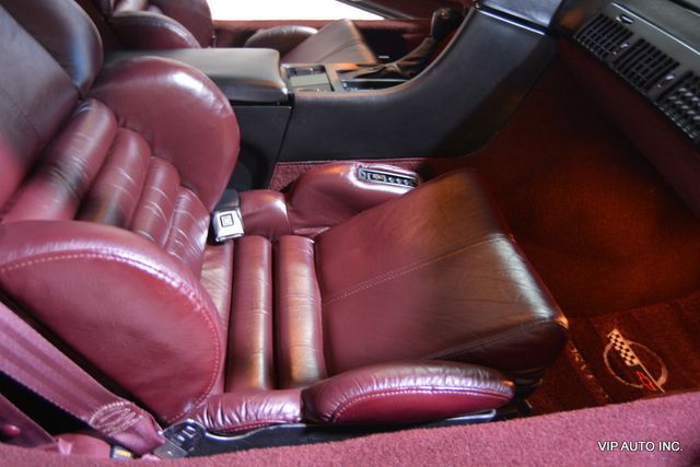 1993 Chevrolet Corvette 2dr Coupe Hatchback - 22916560 - 17