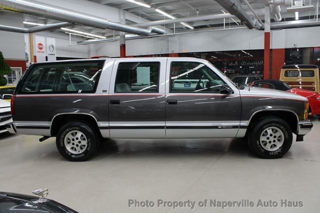 1993 Chevrolet Suburban 1500 - 22749647 - 71