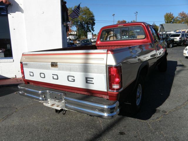 1993 Dodge D150 & W150 Club Cab 149" WB 4WD - 22940827 - 1