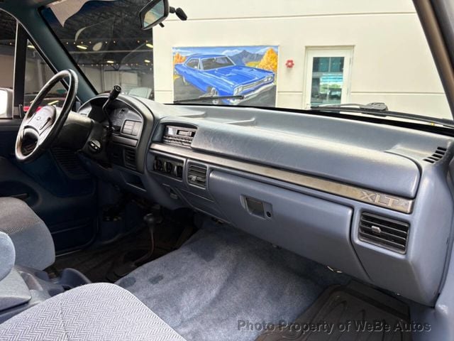 1993 Ford Bronco  - 22997889 - 29