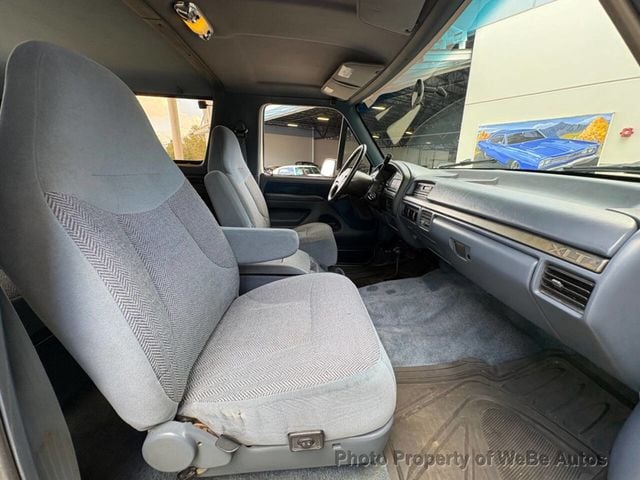 1993 Ford Bronco  - 22997889 - 30