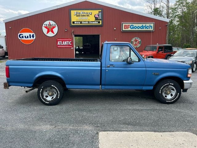 1993 Ford F-150 As Traded Special 1-Owner 300ci I6 5-speed Manual 2wd - 23022962 - 2