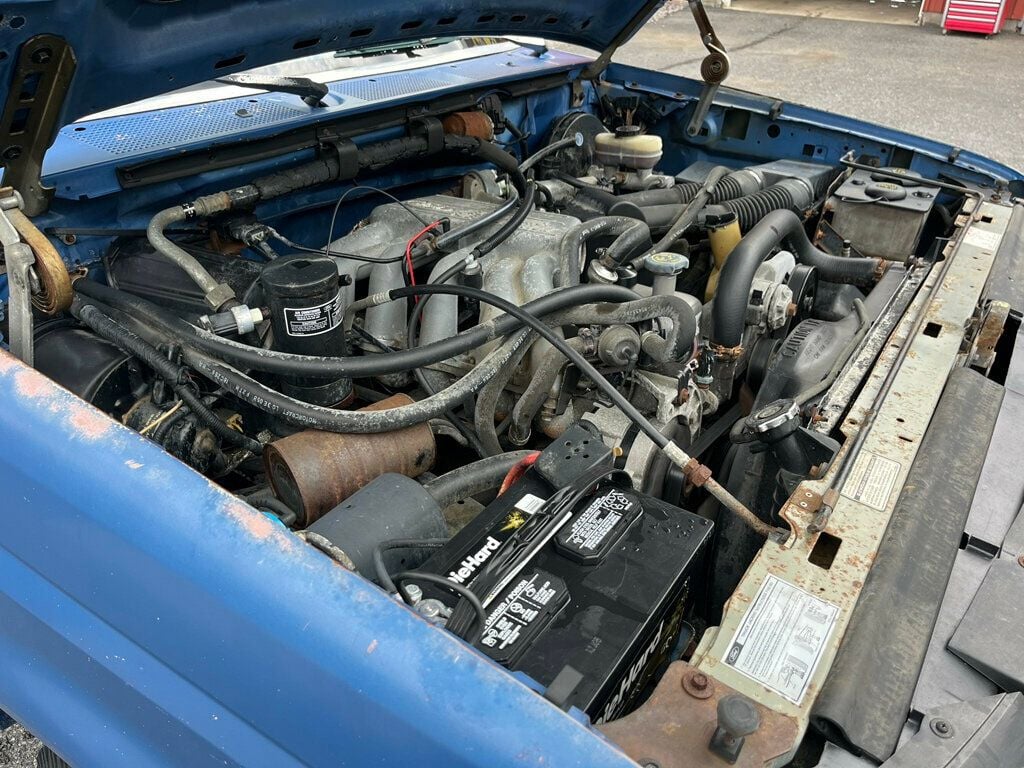 1993 Ford F-150 As Traded Special 1-Owner 300ci I6 5-speed Manual 2wd - 23022962 - 43