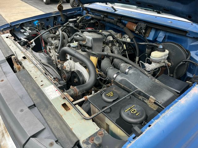 1993 Ford F-150 As Traded Special 1-Owner 300ci I6 5-speed Manual 2wd - 23022962 - 44