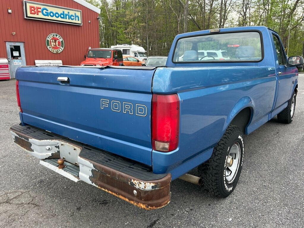 1993 Ford F-150 As Traded Special 1-Owner 300ci I6 5-speed Manual 2wd - 23022962 - 6