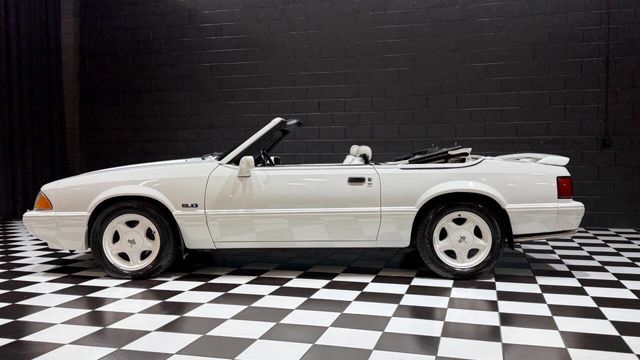 1993 Ford Mustang 2dr Convertible LX 5.0L - 22991755 - 16