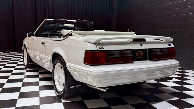 1993 Ford Mustang 2dr Convertible LX 5.0L - 22991755 - 18