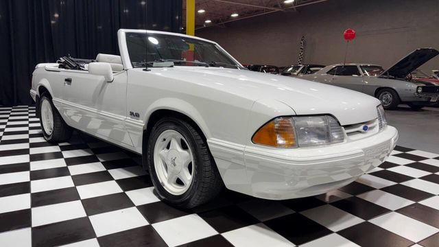 1993 Ford Mustang 2dr Convertible LX 5.0L - 22991755 - 22