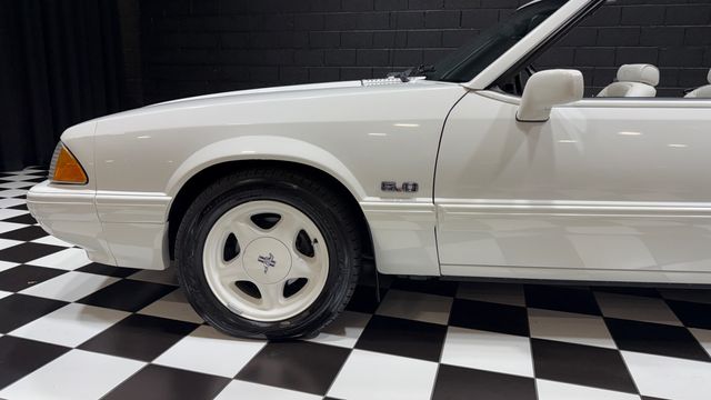 1993 Ford Mustang 2dr Convertible LX 5.0L - 22991755 - 30