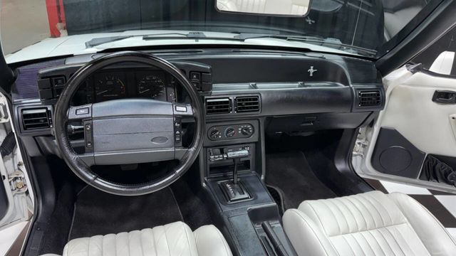 1993 Ford Mustang 2dr Convertible LX 5.0L - 22991755 - 4