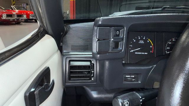 1993 Ford Mustang 2dr Convertible LX 5.0L - 22991755 - 76