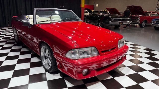 1993 Ford Mustang 2dr GT Convertible - 22905266 - 12