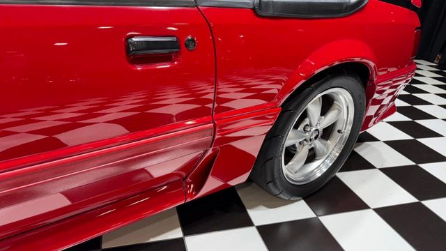 1993 Ford Mustang 2dr GT Convertible - 22905266 - 26