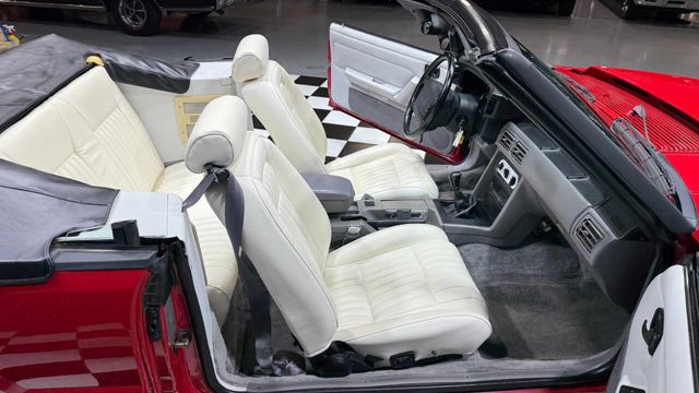1993 Ford Mustang 2dr GT Convertible - 22905266 - 50