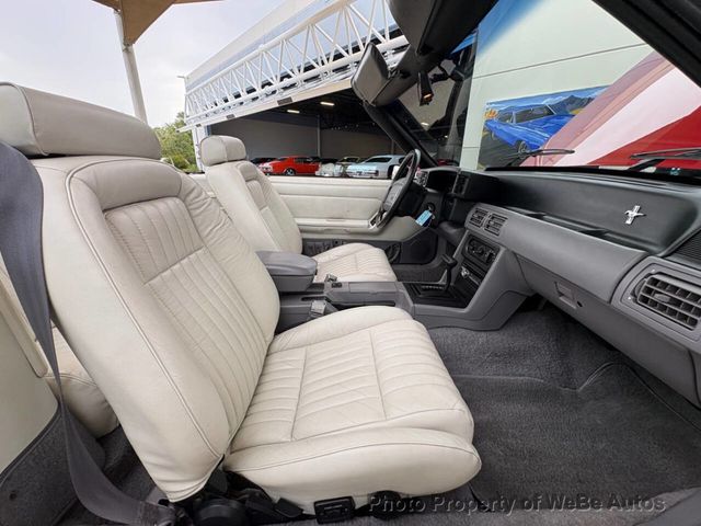 1993 Ford Mustang 2dr GT Convertible - 23048952 - 38