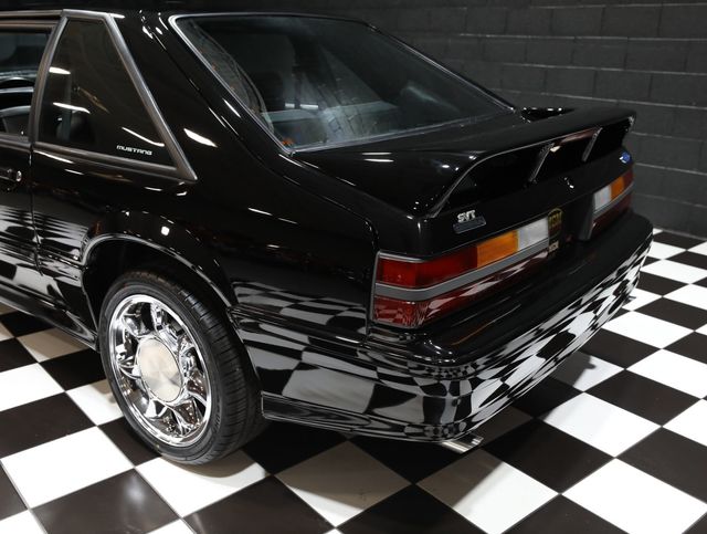 1993 Ford Mustang 3dr Cobra - 23008639 - 24