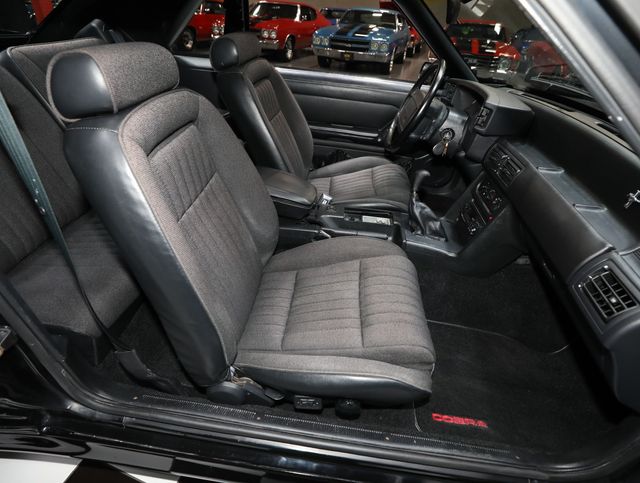 1993 Ford Mustang 3dr Cobra - 23008639 - 40