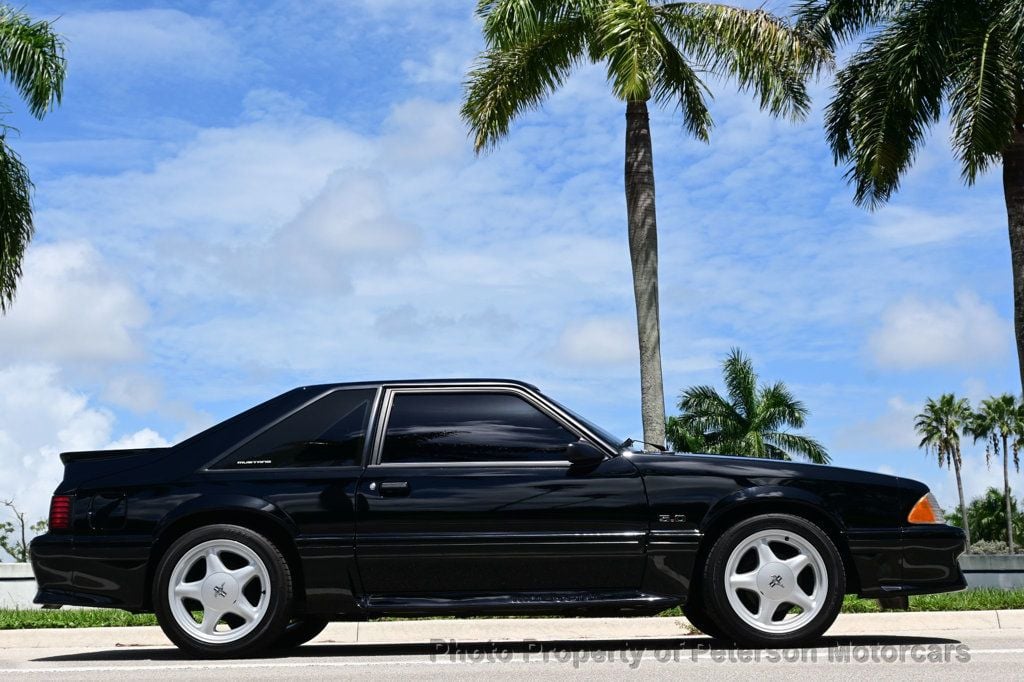 1993 Ford Mustang 3dr GT - 22585805 - 9