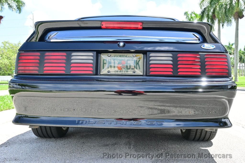 1993 Ford Mustang 3dr GT - 22585805 - 20