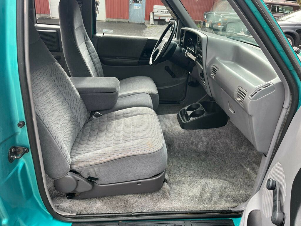 1993 Ford Ranger 4.0 Liter V6 AUTO 4x4 - 22928663 - 38
